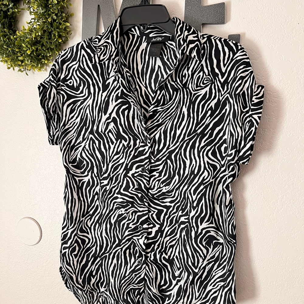 Zebra Print Button-Up Shirt